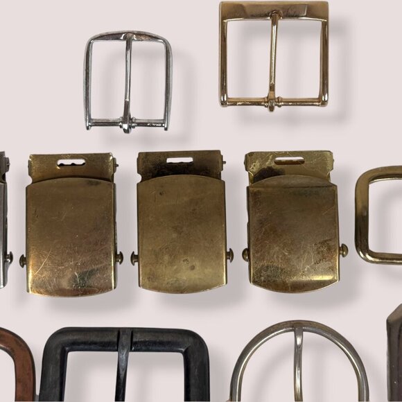 Lot of 11 Vintage Belt Buckles - Picture 4 of 6